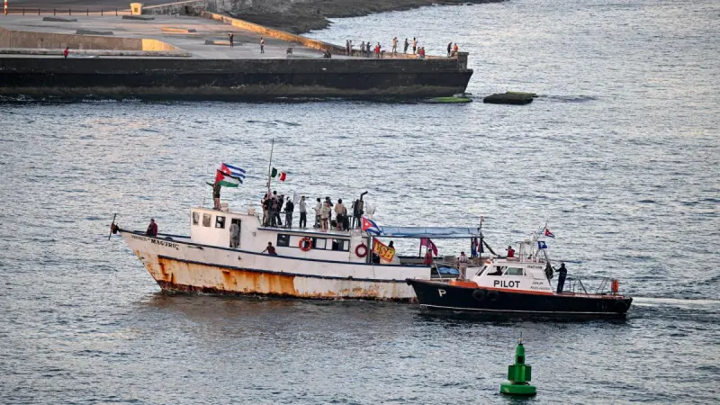 Israel intercepta 41 embarcaciones de una flotilla de ayuda a Gaza; 10 siguen navegando