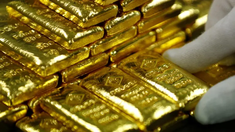 El oro se encamina a su tercera baja mensual al hilo por preocupaciones sobre la inflación