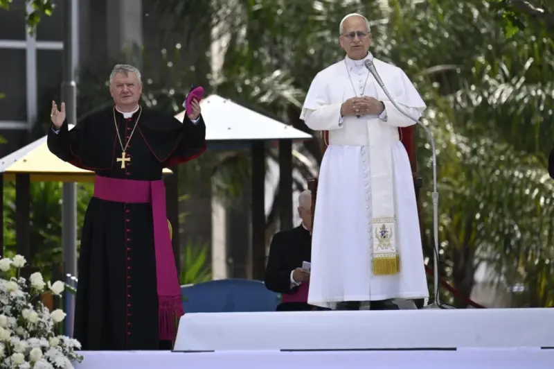 Papa León XIV llama a cambiar el modelo económico durante visita a la “Tierra de los Fuegos”