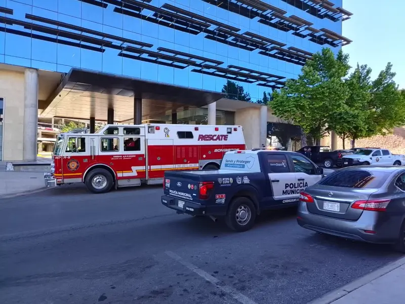 Por simulacro desalojan edificio corporativo en D1