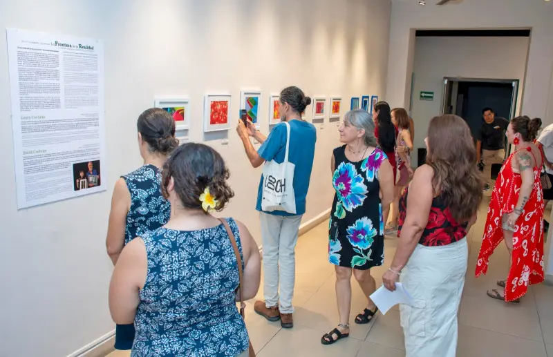 Entre fotos y dibujos, Cozumel desafía la realidad con nueva exposición