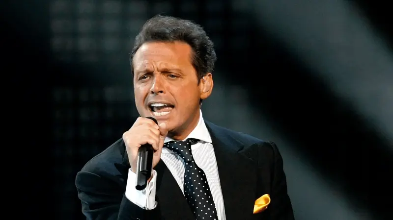 Luis Miguel habría sido hospitalizado de emergencia por problemas cardiacos; esto se sabe