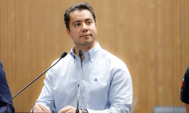 Garantiza alcalde capitalino libertad de expresión y orden en el Centro Histórico. 