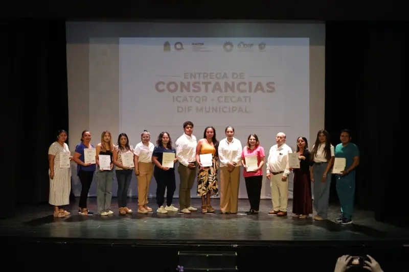 Entrega DIF Benito Juárez 110 constancias para fortalecer el empleo