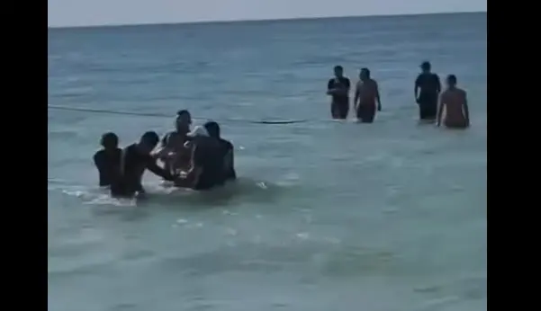 Hombre fallece tras ser rescatado cerca del muelle de Chocolate en Progreso