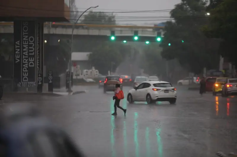 Pronostican lluvias y fuertes vientos para Querétaro durante esta y la próxima semana