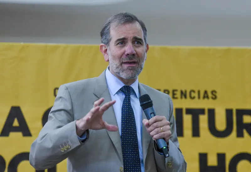 Ven expertos pago de favores con reelección de magistrados