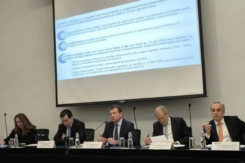Anuncia ABM acuerdo nacional para acelerar pagos digitales