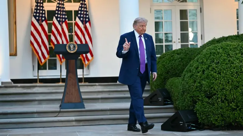 Trump, implicado en varias operaciones bursátiles con grandes empresas de EU