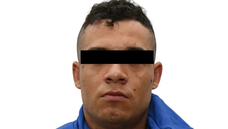 Detienen a David ‘N’, presunto líder de ‘La Chokiza’; fue sorprendido en el AICM previo a tomar un vuelo