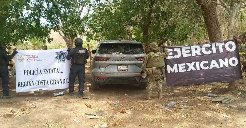 Aseguran camioneta y moto robadas en Coahuayutla y Zihuatanejo