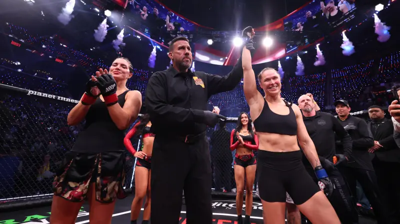 Ronda Rousey disfruta el final de su historia en las AMM