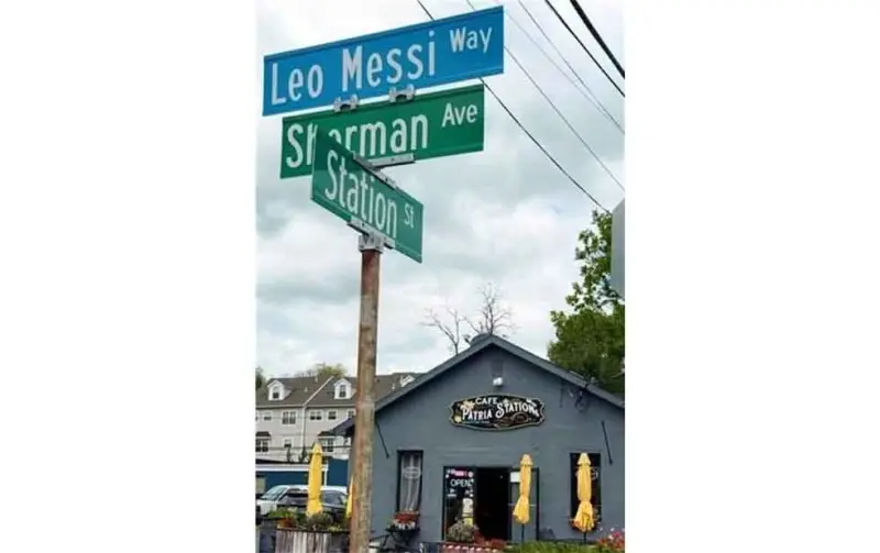 Tiene Messi su calle en Nueva Jersey para el Mundial