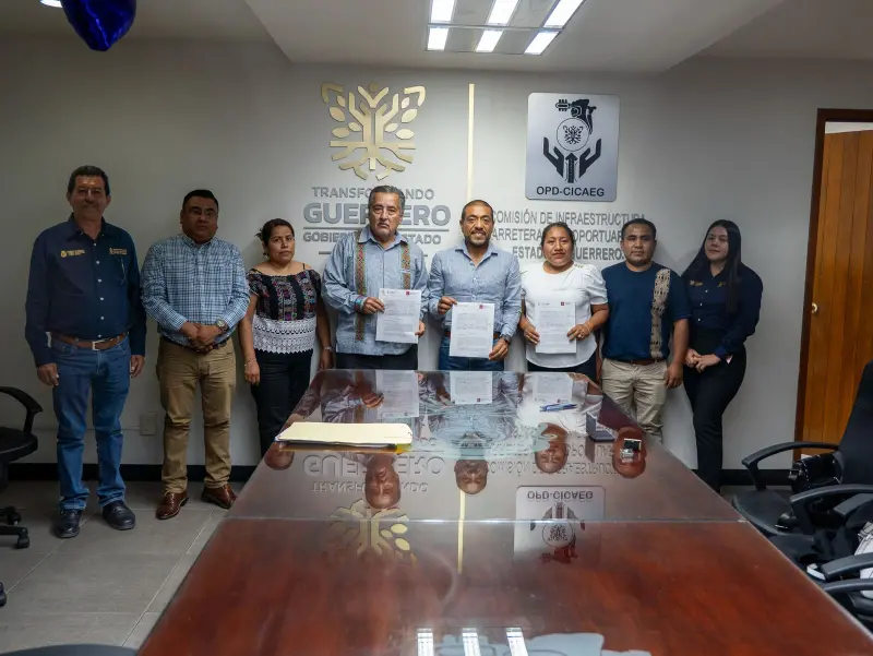 Firman convenio de colaboración la CICAEG y el ayuntamiento de Alcozauca