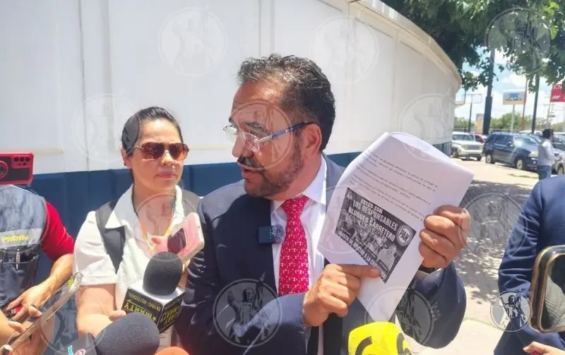 Loera denuncia ante la FGR bloqueos carreteros previos a movilización de Morena