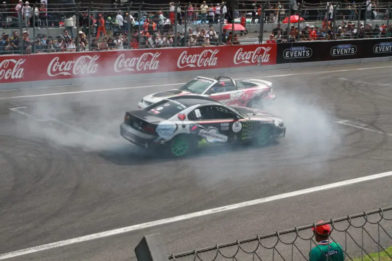 Enciende Speed Fest el Hermanos Rodríguez con carreras y espectáculo