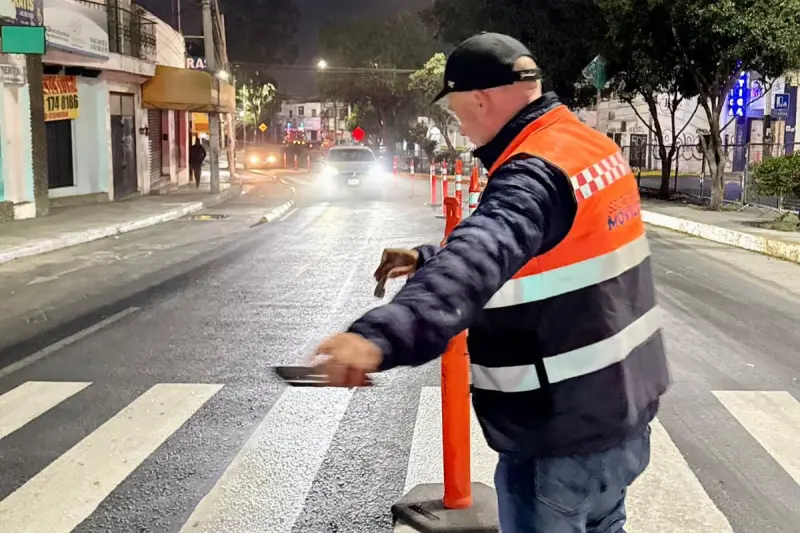 Cierre total en Av. Corregidora Norte por obras del tren México-Querétaro; ¿hasta cuándo?