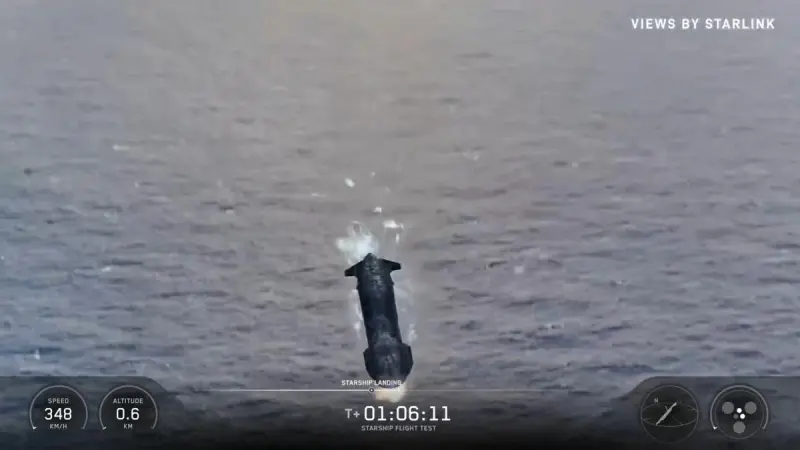 El megacohete Starship de SpaceX ameriza en el océano Índico
