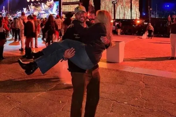 Sydney Sweeney hace oficial su relación con Scooter Braun