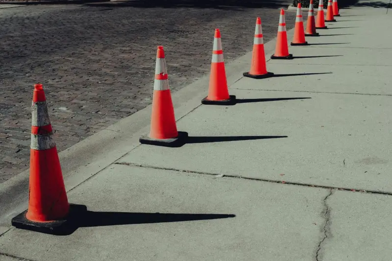 Anuncian cierres y desvíos viales en Corregidora por obras de reencarpetado y rehabilitación