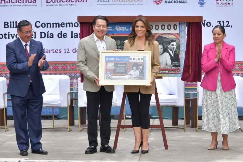 Con billete conmemorativo, la SEP y Lotería Nacional reconocen a las maestras y los maestros como pilares de la transformación de México