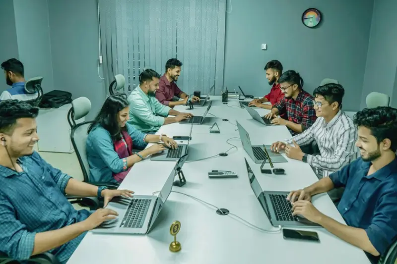 México cambió una regla laboral y el outsourcing prácticamente desapareció: cayó 89% en cinco años