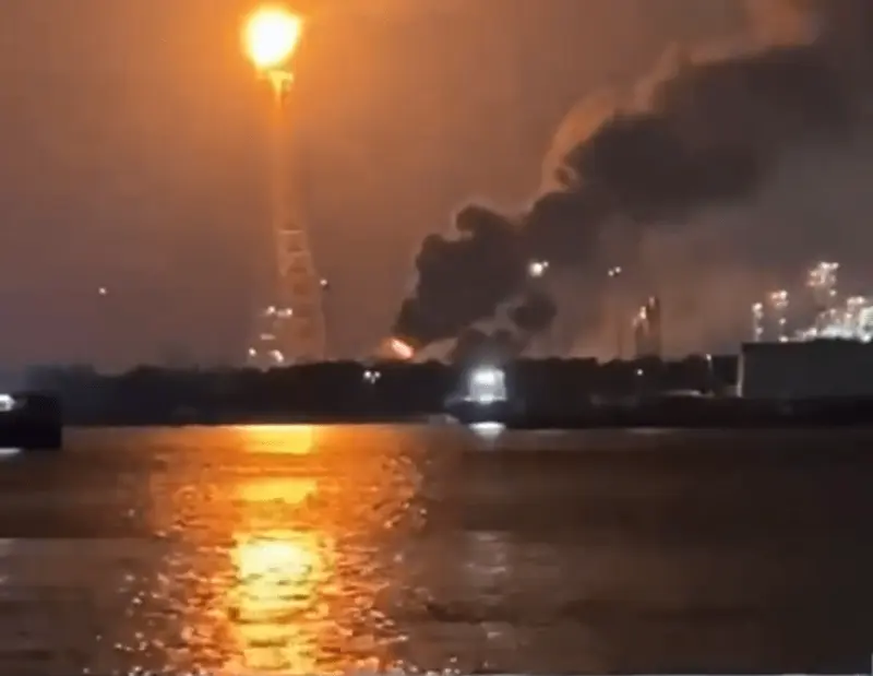 Fuego en la refinería de Dos Bocas: Pemex explica qué sucedió