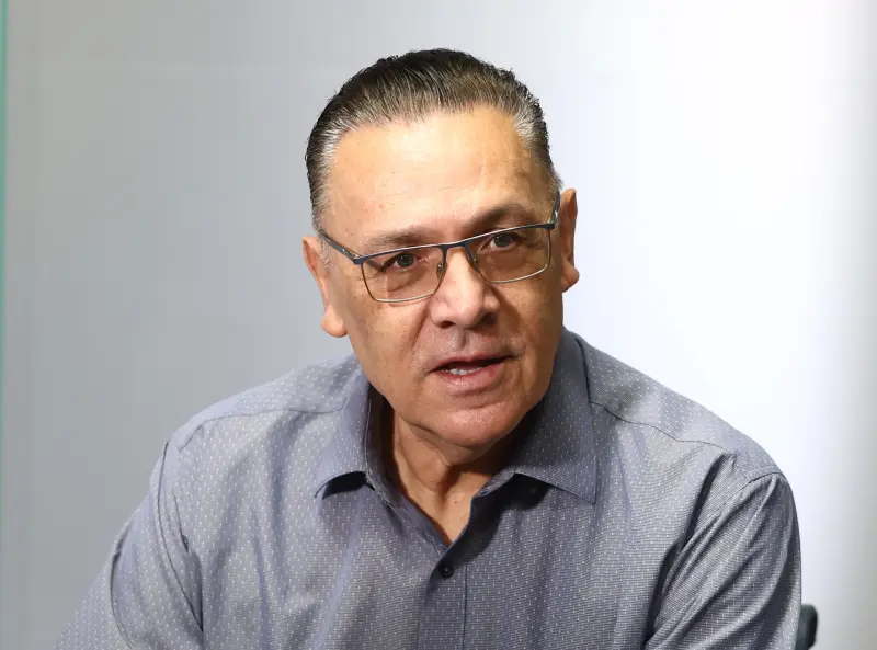 Falta de recursos para universidades es a nivel nacional, no sólo Unison: Enrique Velásquez Contreras