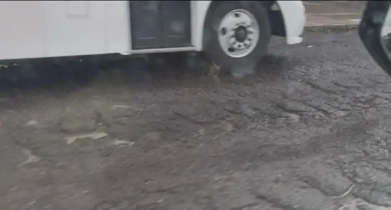 Mal estado de calles dispara gastos de transporte urbano en SLP