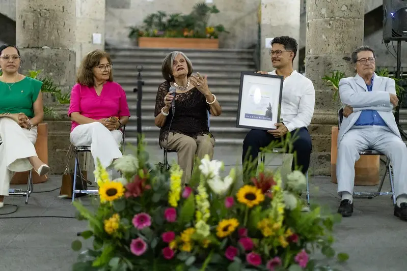 GDL inaugura Feria Municipal del Libro con homenaje a Patricia Medina