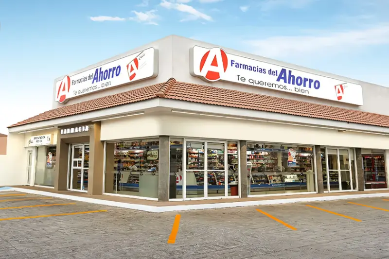 Farmacias del Ahorro quiere ir más allá de la salud: competirá contra Oxxo y Mercado Libre en México