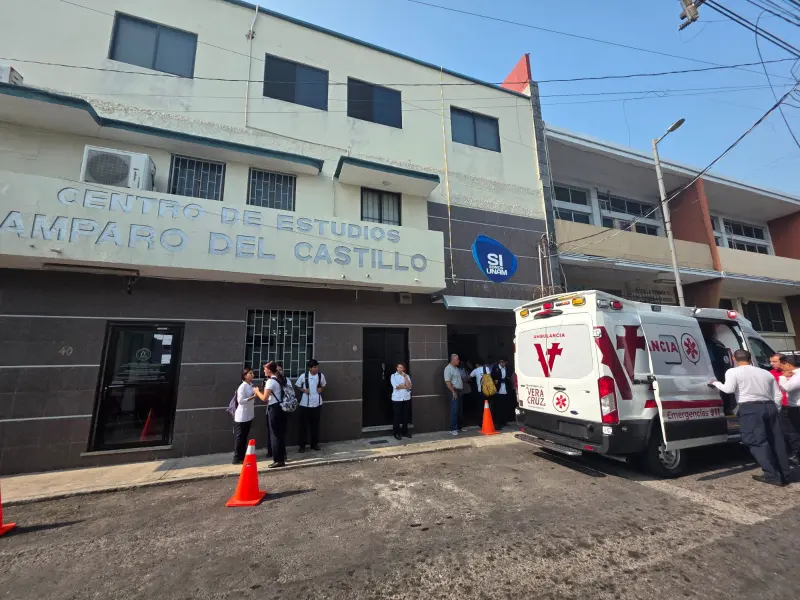 Intoxicados, 22 alumnos en escuela de Veracruz puerto