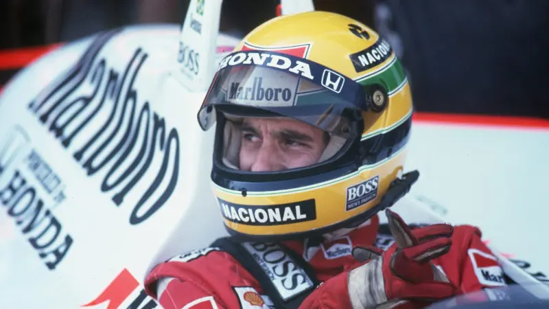 Óscar Flores, actor de ‘Los Chicos del Barrio’, fue oficial de pista en F1: Así conoció a Ayrton Senna