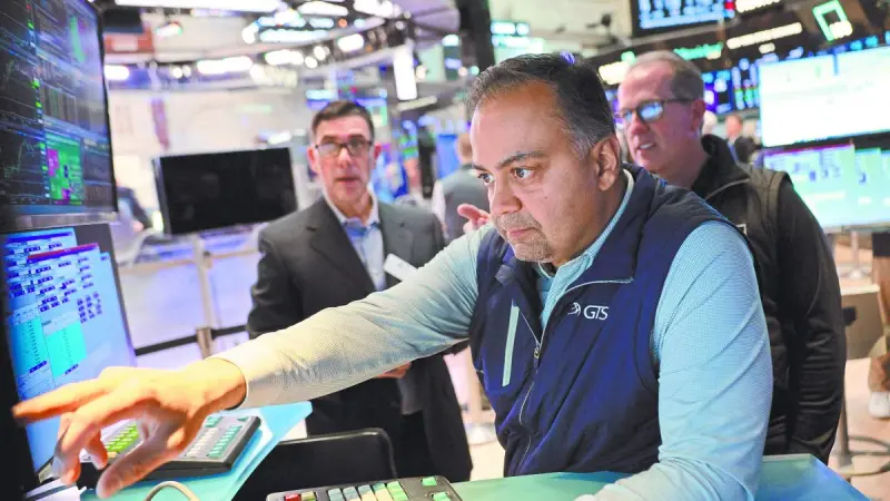 Wall Street cierra con ganancias; S&amp;P 500 y Nasdaq registran máximos históricos