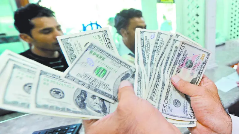 “Migrantes absorben impuesto a remesas para evitar rastreo bancario”