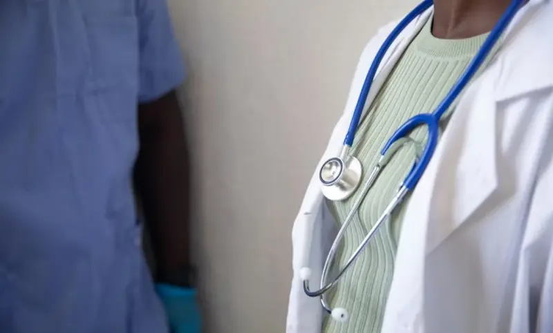 Refuerza EU respuesta ante brote de ébola en África