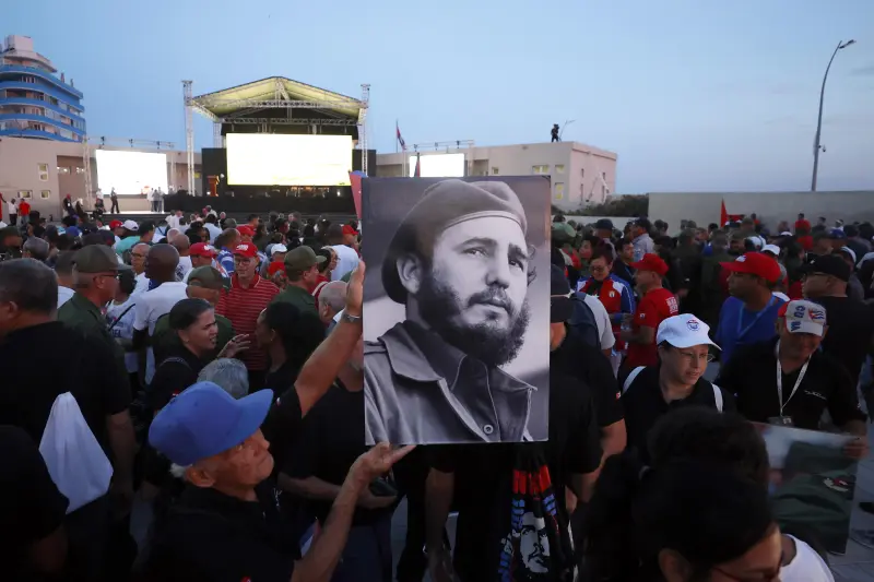 Lanza plataforma opositora cubana una reforma constitucional para acabar con el partido único