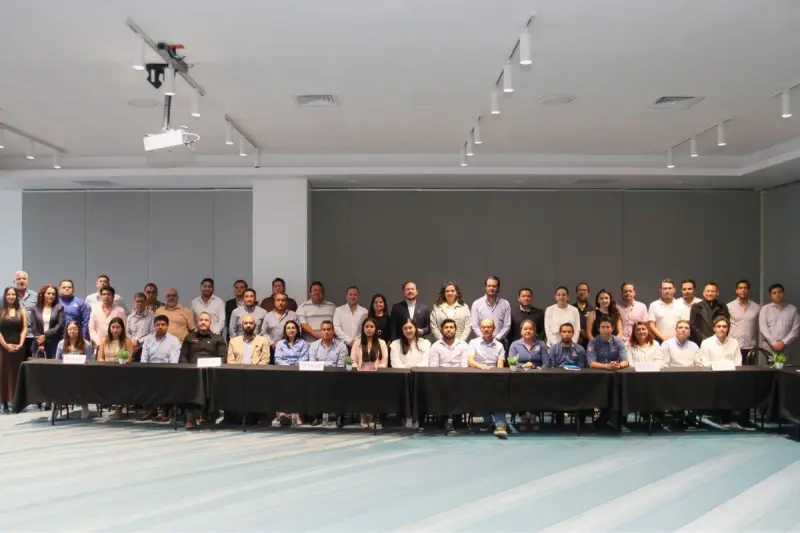 Querétaro impulsa digitalización de trámites para negocios