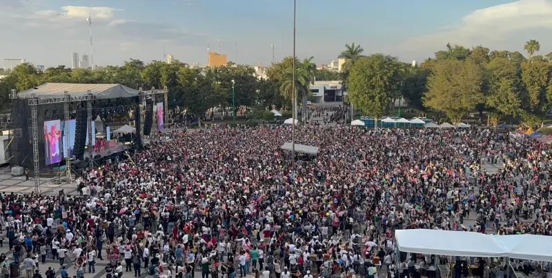 Más de 20 mil asistentes celebran el Día de la Niñez sinaloense