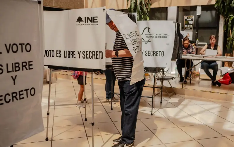 Senado vota a favor de permitir que las autoridades anulen elecciones por ‘injerencia extranjera’