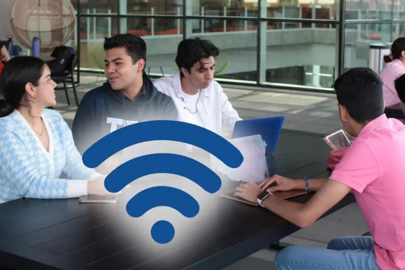 Los mexicanos pasan tantas horas en internet que estar desconectado ya es la excepción