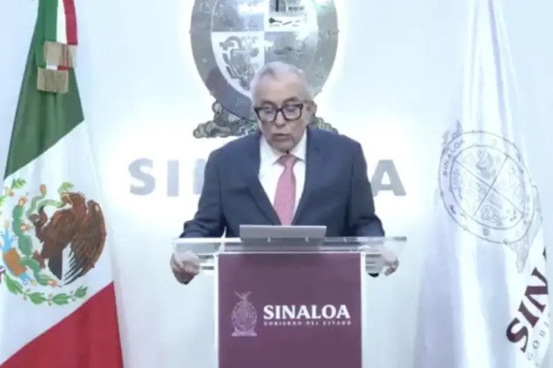 Rocha Moya pide licencia en Sinaloa en medio de señalamientos desde EU