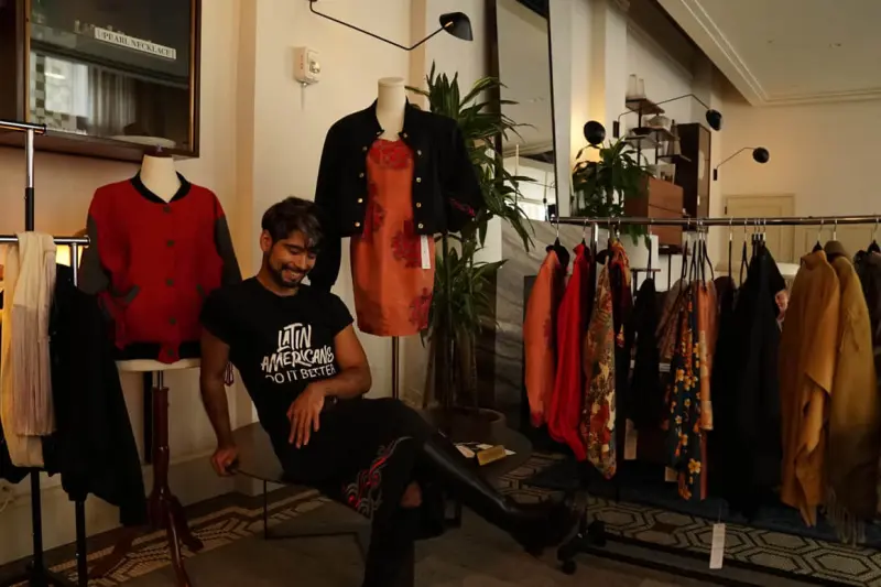 Presenta Chris Miranda moda sostenible latinoamericana en NY