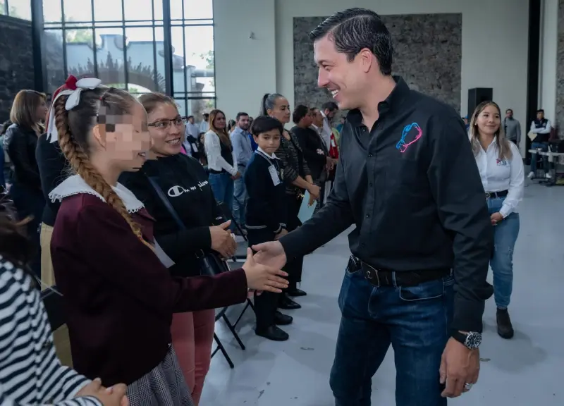 51 estudiantes asumen cargos del Gobierno de El Marqués por un día y llevan sus propuestas al Cabildo Infantil 2026