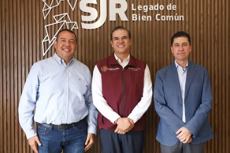 Impulsan Roberto Cabrera y la SEP nuevos proyectos educativos en San Juan del Río