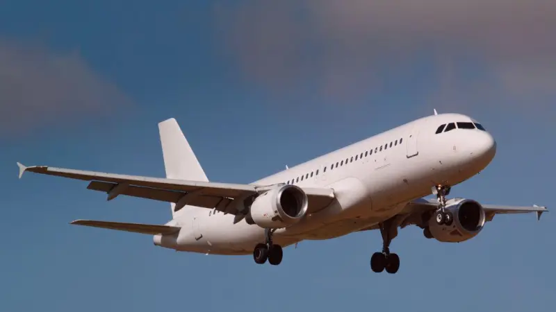 Alerta de posible bomba en avión de Estados Unidos con destino a España