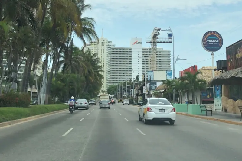 Acapulco cierra la puerta a Uber y DiDi: su plan es lanzar una propia app