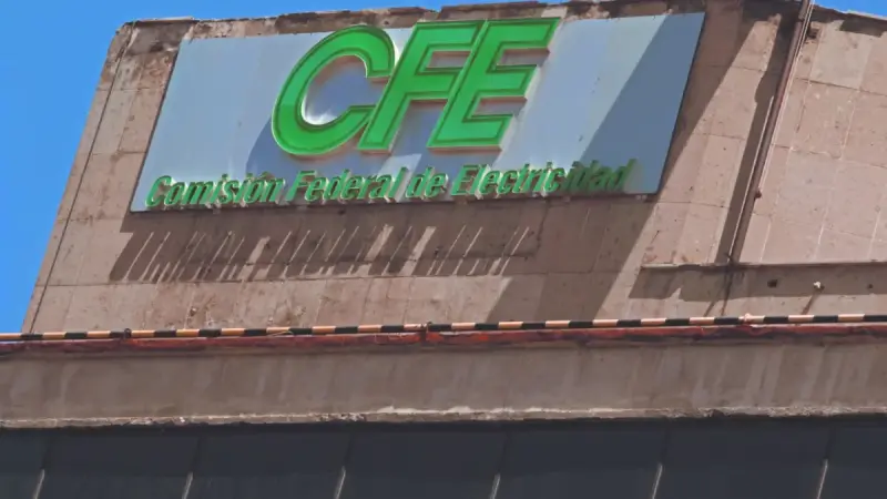 CFE obtiene línea de crédito de 500 millones de dólares
