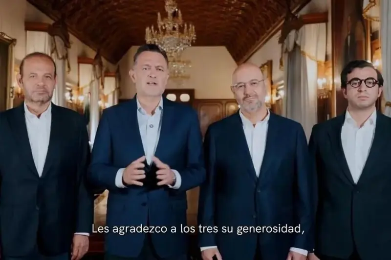 Reacomoda Kuri a colaboradores clave previo a sucesión