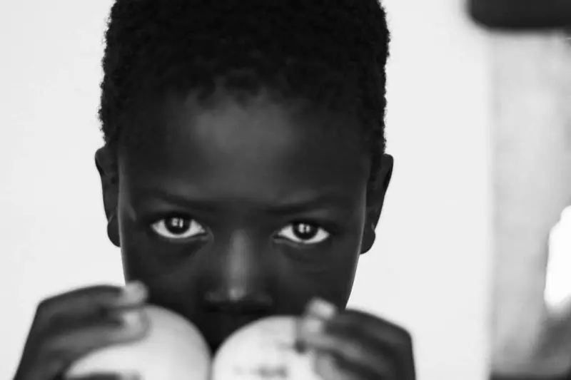 Investigan presunta red de tráfico de niños haitianos en Chile